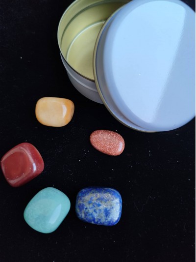 Камъни за зодия Лъв - комплект с камъни за Пари здраве любов късмет и защита в подаръчна кутия